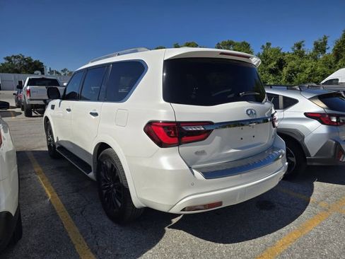 Used 2024 INFINITI QX80 Sensory AWD/4WD image 4