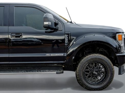 Used 2021 Ford F250 Lariat w/ Lariat Value Package image 8