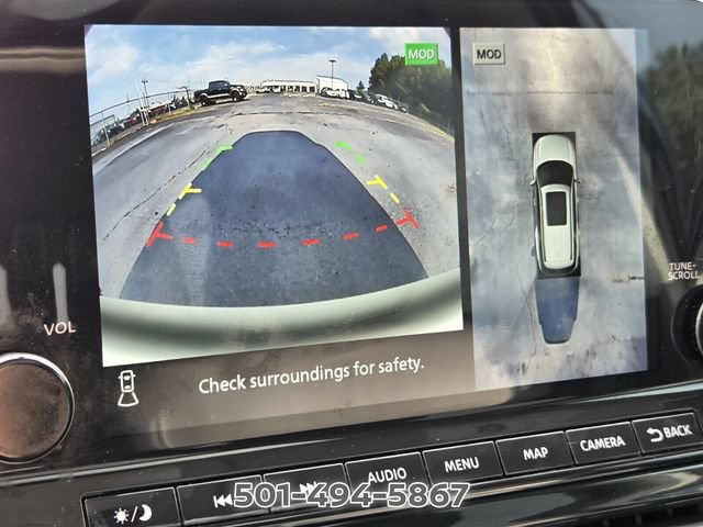 Used 2024 Nissan Pathfinder Platinum w/ Lighting Package (N92) FWD image 19