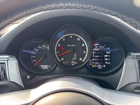 Used 2017 Porsche Macan Turbo image 26