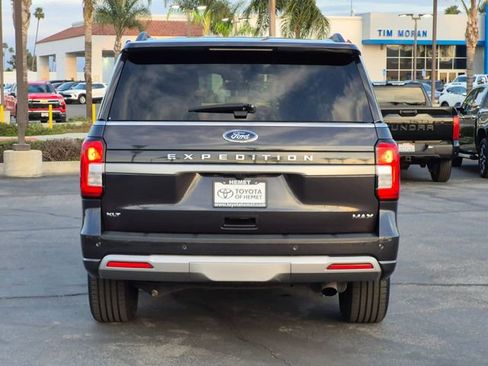 Used 2024 Ford Expedition Max XLT image 7