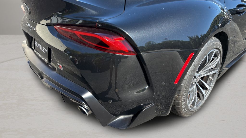 Used 2021 Toyota Supra w/ Safety & Technology Package RWD image 11