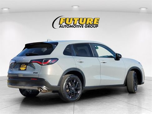 Certified 2024 Honda HR-V Sport image 4