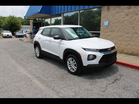 Used 2022 Chevrolet TrailBlazer LS FWD image 1
