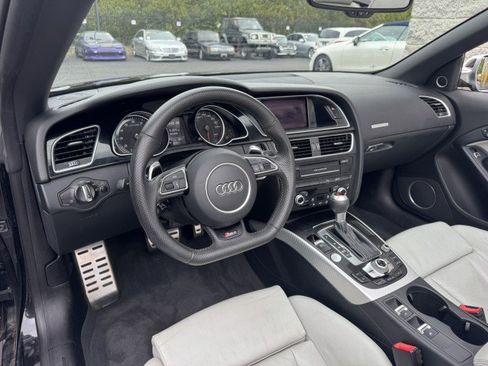 Used 2014 Audi RS 5 Cabriolet image 7