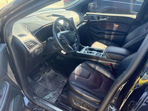 Used 2022 Ford Edge Titanium w/ Equipment Group 301A image 2
