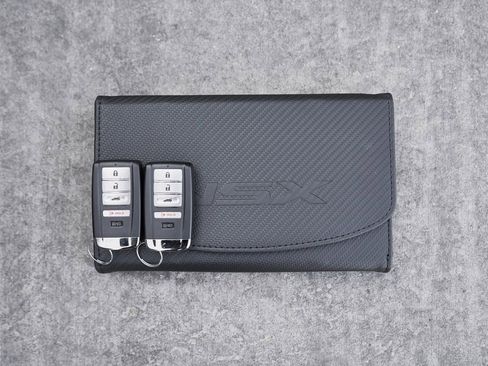 Used 2022 Acura NSX Type S image 69