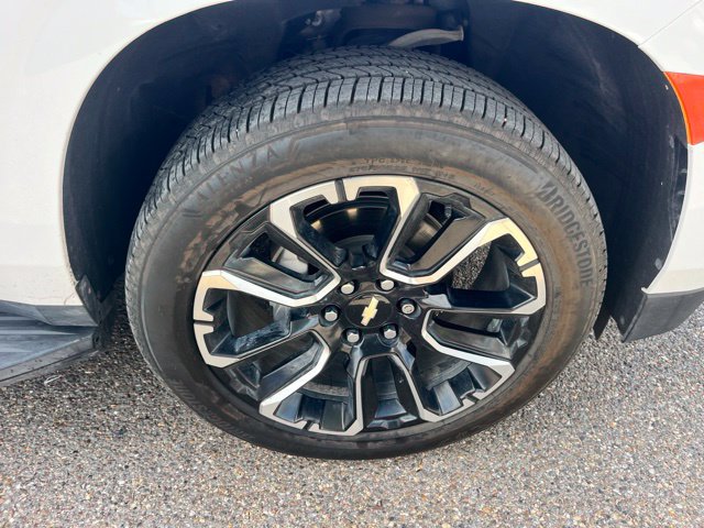 Used 2023 Chevrolet Tahoe LS RWD image 8