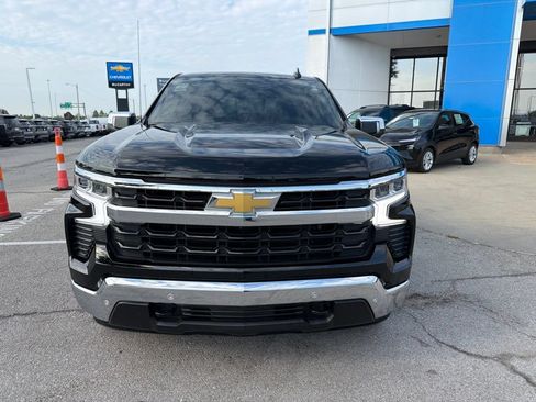 Used 2024 Chevrolet Silverado 1500 LT AWD/4WD image 8