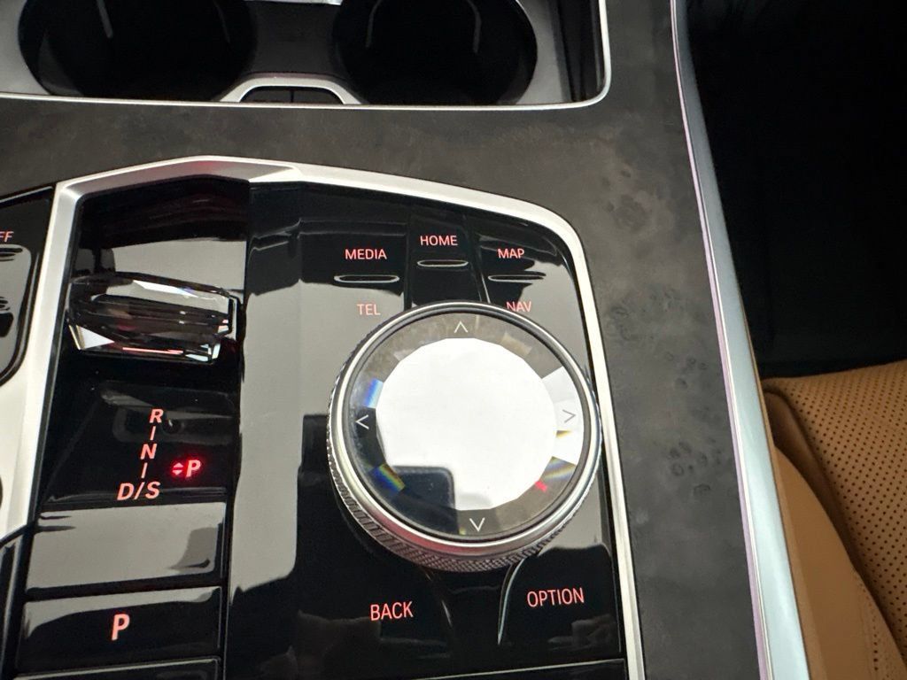Certified 2026 BMW X7 xDrive40i AWD/4WD image 17