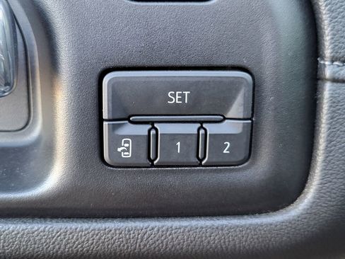 Used 2020 GMC Sierra 2500 Denali w/ Denali Ultimate Package image 23