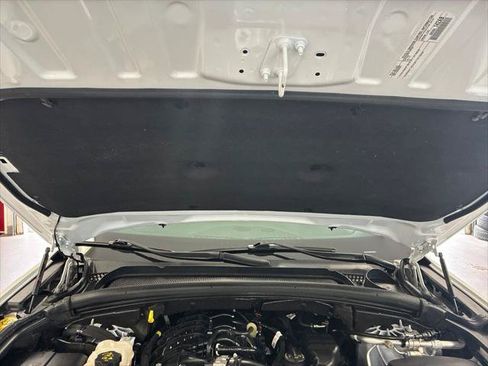 Certified 2023 Jeep Grand Cherokee Laredo w/ Luxury Tech Group I AWD/4WD image 43