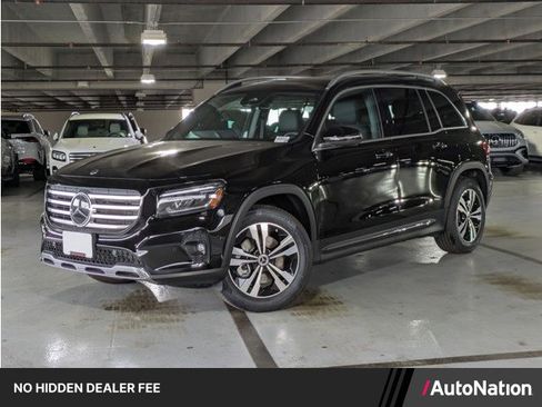 Used 2025 Mercedes-Benz GLB 250 image 1