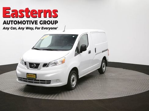 Used 2020 Nissan NV200 S image 52