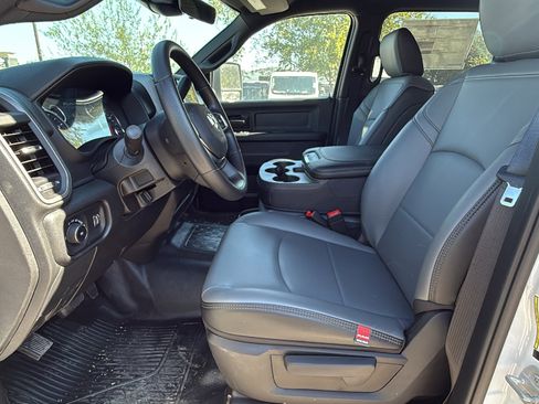 New 2026 RAM 5500 Tradesman w/ Chrome Appearance Group image 12