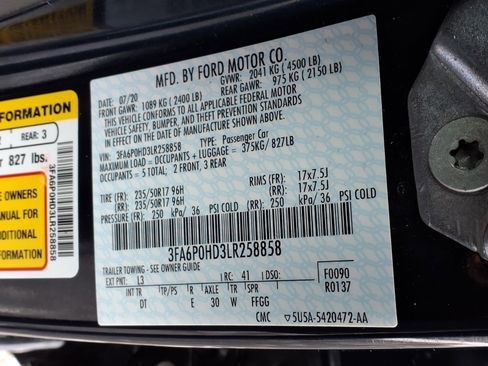 Used 2020 Ford Fusion SE image 23