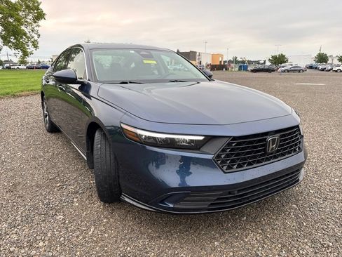 Used 2024 Honda Accord EX-L image 12