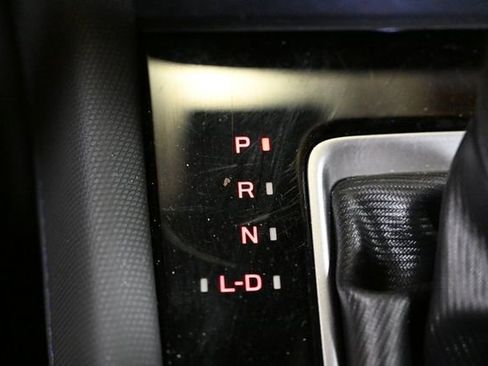 Used 2025 Subaru Forester Premium AWD/4WD image 29