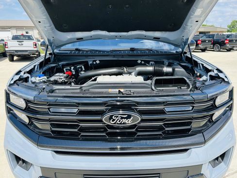 Used 2025 Ford Expedition Max Platinum w/ Stealth Performance Package AWD/4WD image 54
