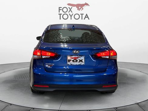 Used 2018 Kia Forte LX w/ LX Popular Package image 4