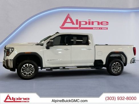 Used 2024 GMC Sierra 2500 SLE AWD/4WD image 2