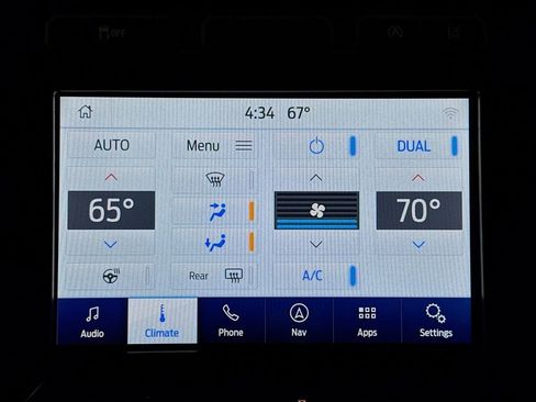 Used 2020 Ford F150 Lariat w/ Equipment Group 502A Luxury AWD/4WD image 15