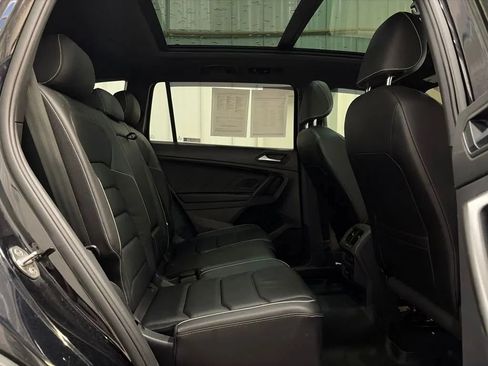 Used 2021 Volkswagen Tiguan SEL Premium R-Line AWD/4WD image 19