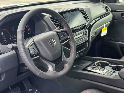 New 2026 Honda Ridgeline Black Edition image 9