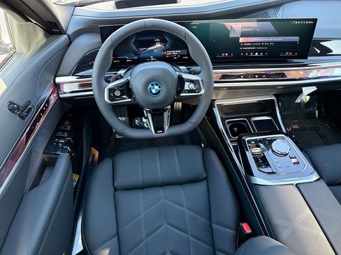 New 2026 BMW i7 eDrive50 w/ M Sport Package RWD image 16