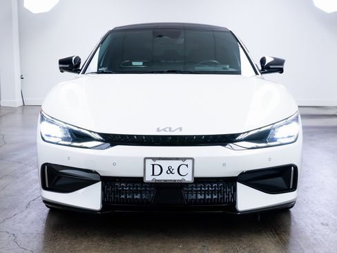 Used 2023 Kia EV6 GT image 2