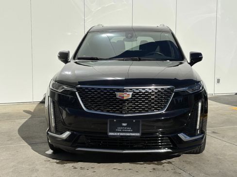 Used 2023 Cadillac XT6 Luxury image 3