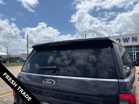 Used 2023 Ford Expedition Limited RWD image 8