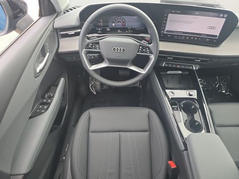 New 2026 Audi Q3 quattro 2.0T AWD/4WD image 22