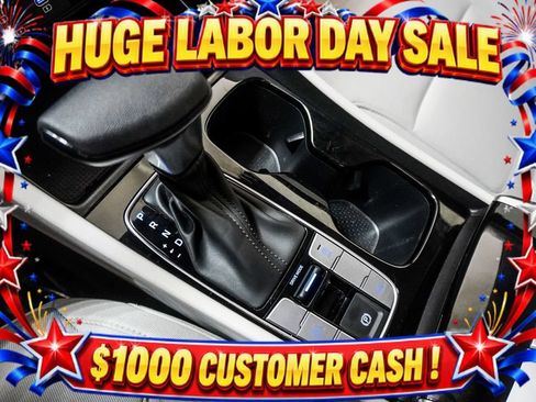 Used 2025 Hyundai Tucson SE FWD image 21