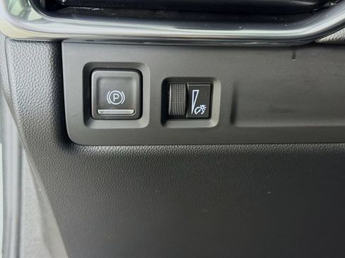 Used 2023 Cadillac XT4 Sport AWD/4WD image 11
