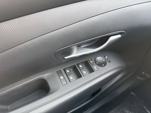 New 2026 Hyundai Tucson SE image 27