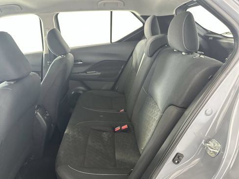 Certified 2022 Nissan Kicks SV w/ Interior Electronics Package FWD image 23