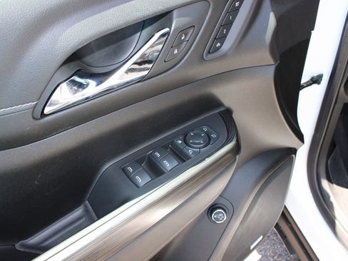 Used 2023 GMC Acadia SLT w/ Elevation Edition AWD/4WD image 14