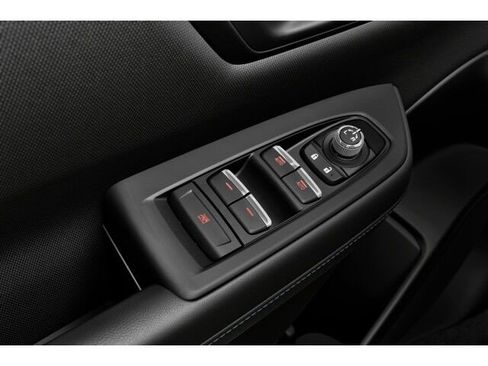 Certified 2025 Subaru Forester Premium w/ Protection Package image 23