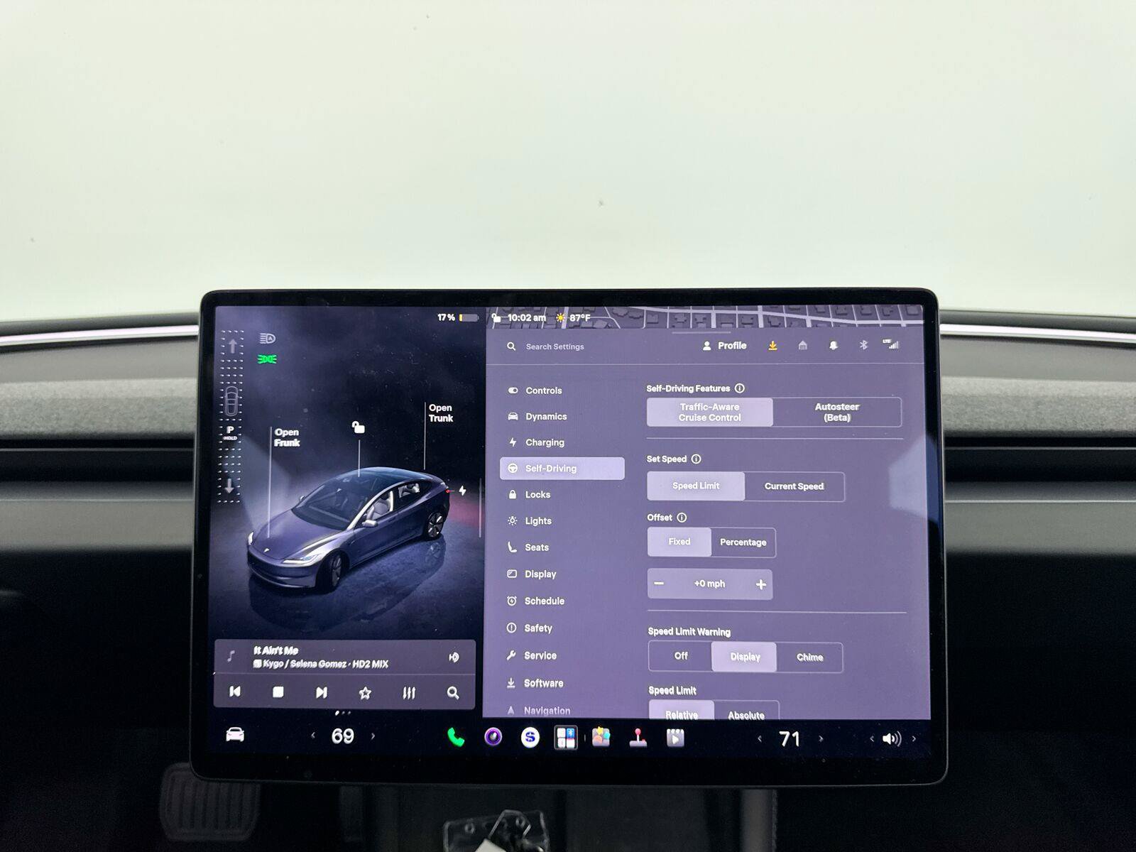 Used 2025 Tesla Model 3 Long Range RWD image 9