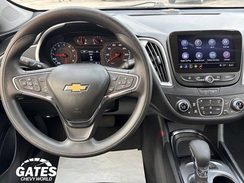 Used 2024 Chevrolet Malibu LT FWD image 15