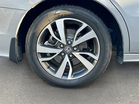 Used 2024 Honda Odyssey Touring image 34