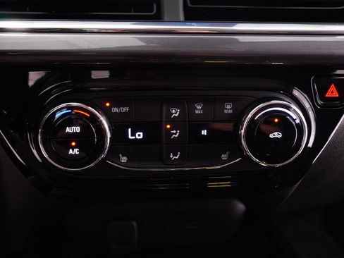 Used 2026 Chevrolet Trax ACTIV w/ Driver Confidence Package FWD image 14