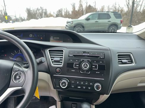 Used 2015 Honda Civic LX image 11