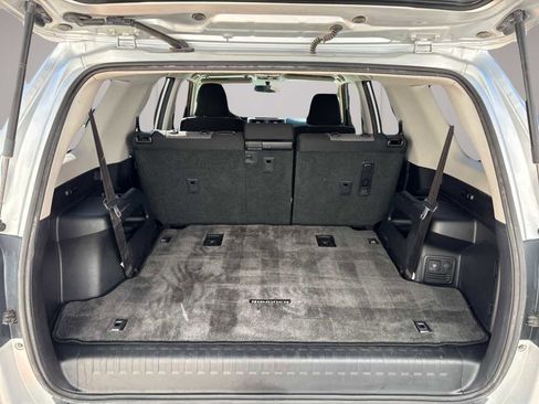 Used 2016 Toyota 4Runner SR5 image 18