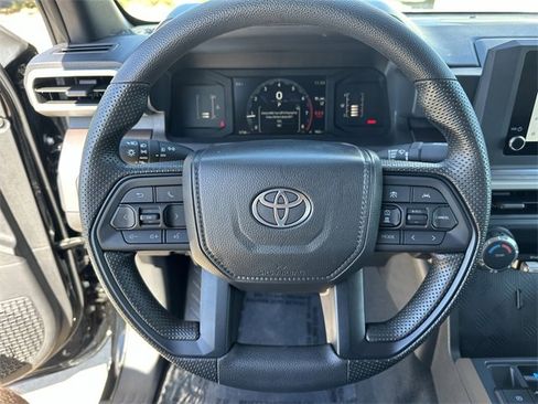 Used 2025 Toyota Tacoma SR5 image 12