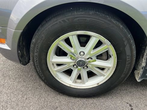 Used 2006 Ford Mustang Coupe RWD image 21