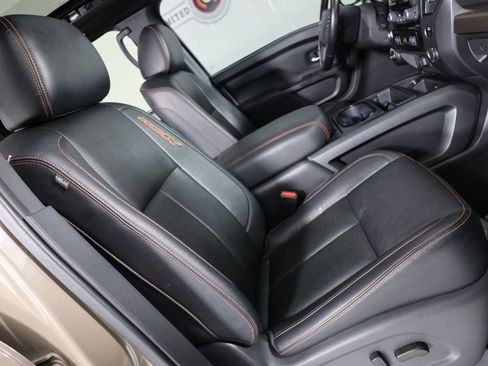 Used 2023 Nissan Titan PRO-4X w/ Pro-4x Convenience Package image 41