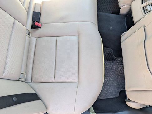 Used 2012 Mercedes-Benz E 350 Sedan image 39