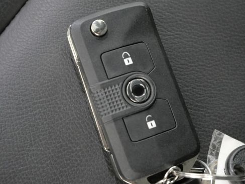 Used 2025 INEOS Grenadier Station Wagon AWD/4WD image 31